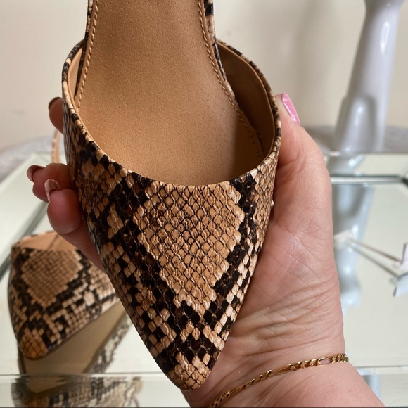Steve Madden snake print, block heel sling back - Picture 4 of 4